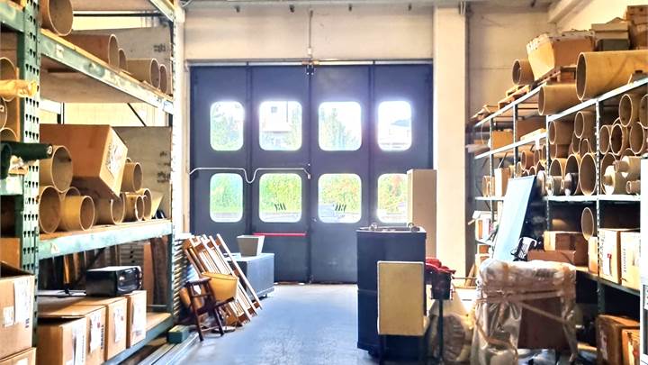 Capannone -  Magazzini - Uffici 